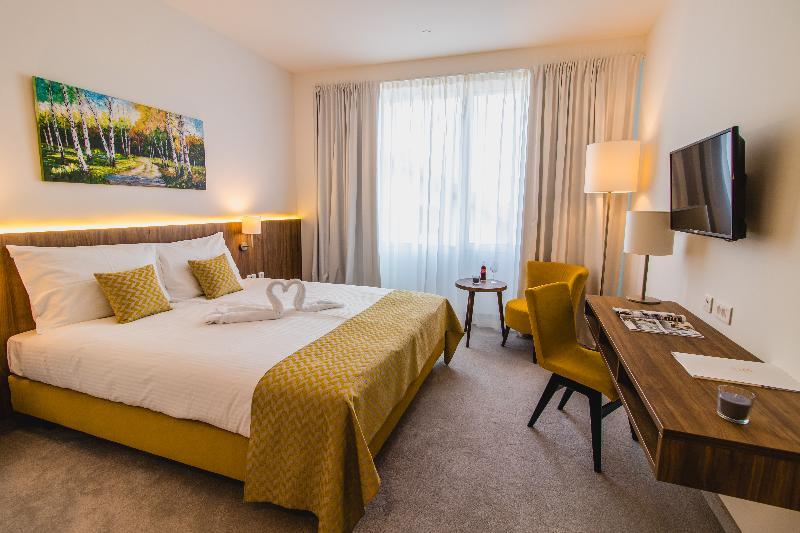 Hotel Garden Hill 4*